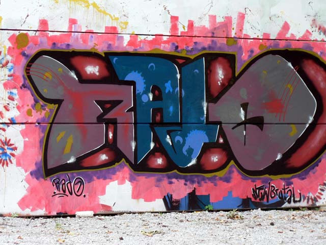 F780-Graffiti3